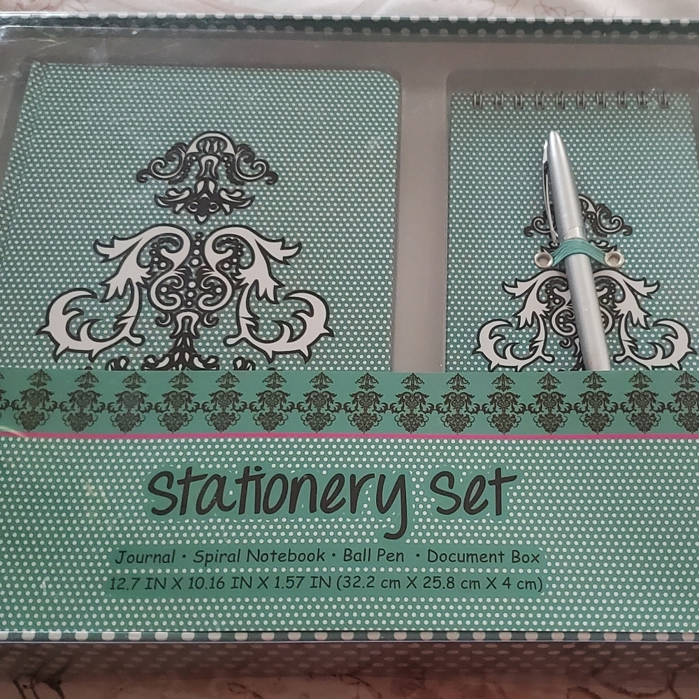 Stationary set